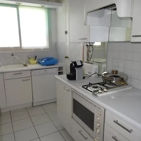 Hyères, 3 Pièces, 6 Personnes - Fr-1-335-108 * Hyères